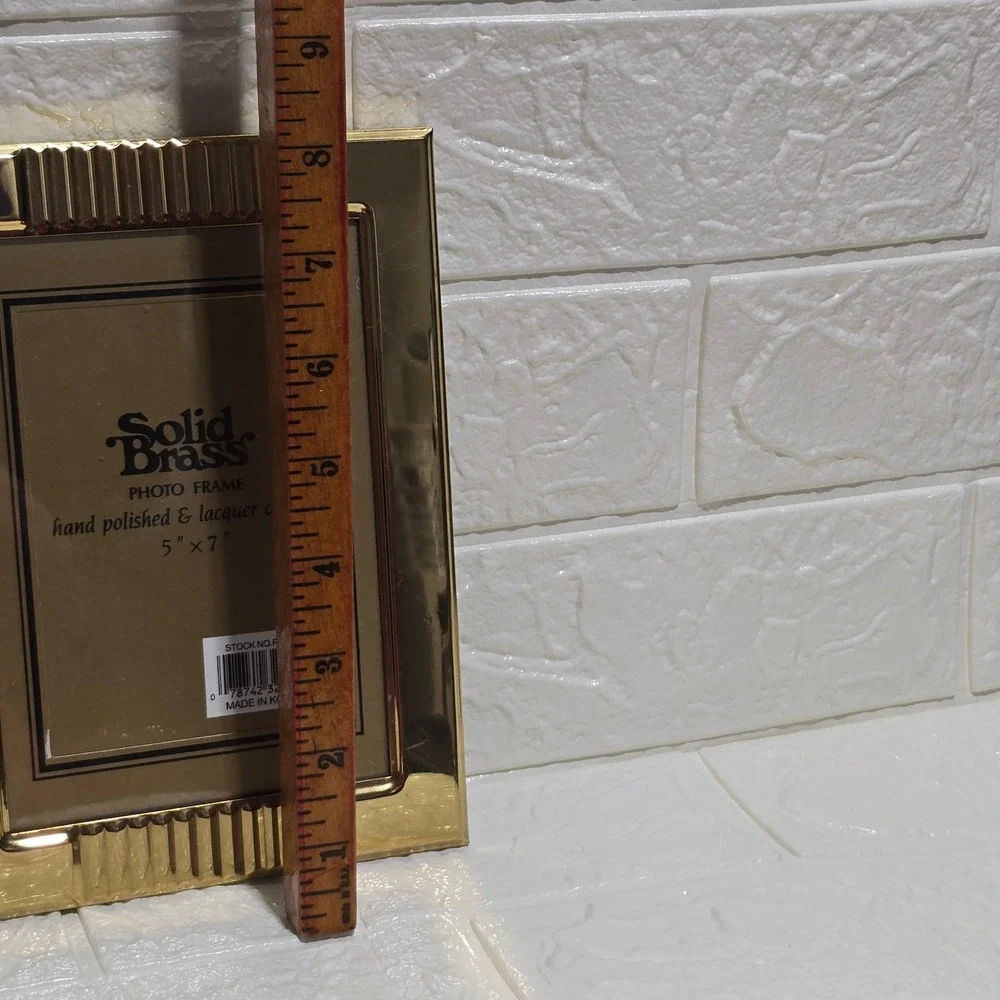 Solid Brass Photo Frame 5x7 Gold Art Deco Ribbed Polished Lacquer Vintage Korea